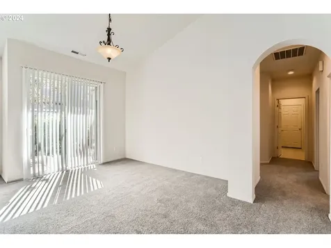 1517 NE 65th Avenue Hillsboro OR 97124