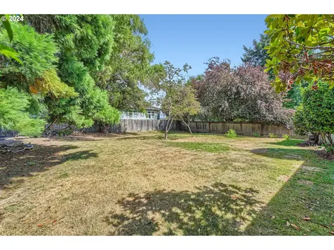 2823 18th Avenue Forest Grove OR 97116