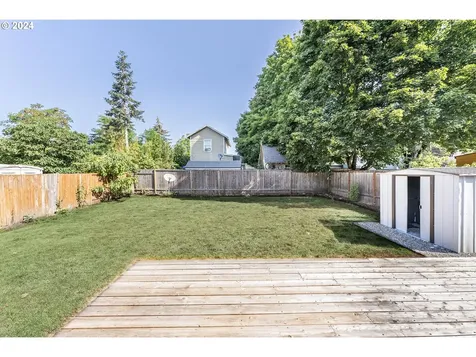 5235 Se Henderson Street Portland OR 97206