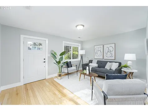 5235 Se Henderson Street Portland OR 97206