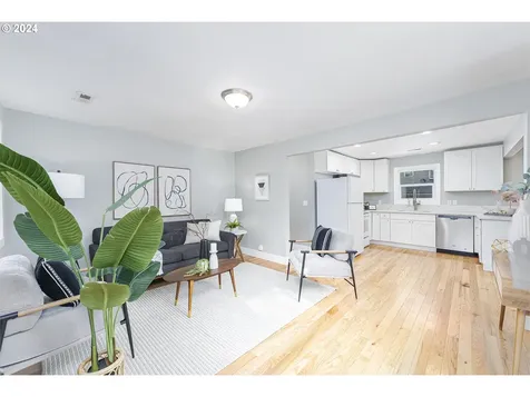 5235 Se Henderson Street Portland OR 97206