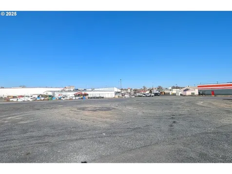 1739 N 1st Street Hermiston OR 97838