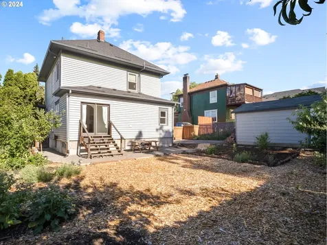 3025 SE 8th Avenue Portland OR 97202