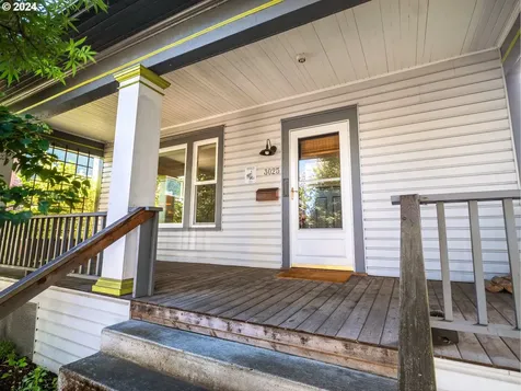 3025 SE 8th Avenue Portland OR 97202