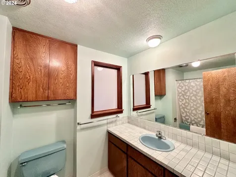 1400 SE 121st Avenue Vancouver WA 98683