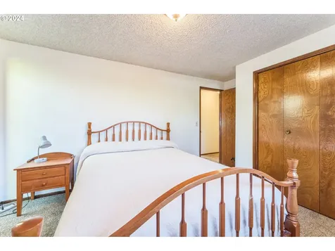 1400 SE 121st Avenue Vancouver WA 98683
