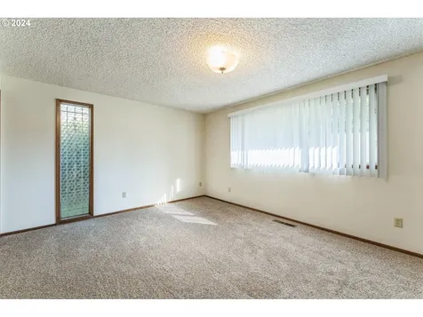 1400 SE 121st Avenue Vancouver WA 98683