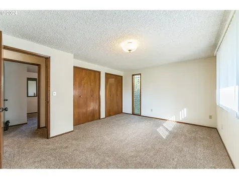 1400 SE 121st Avenue Vancouver WA 98683