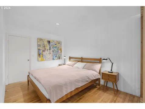 3240 SW Underwood Drive Portland OR 97225