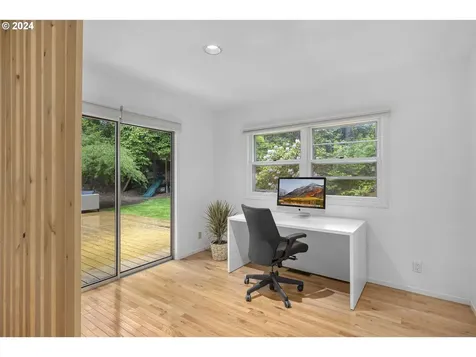 3240 SW Underwood Drive Portland OR 97225