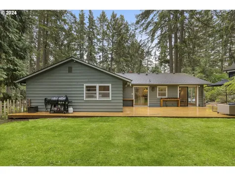 3240 SW Underwood Drive Portland OR 97225