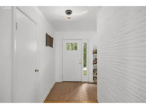 3240 SW Underwood Drive Portland OR 97225