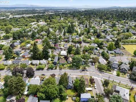 8915 N Portsmouth Avenue Portland OR 97203