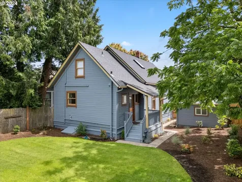 8915 N Portsmouth Avenue Portland OR 97203