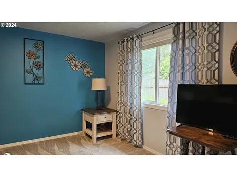 2168 15th Street Springfield OR 97477