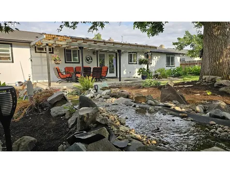 2168 15th Street Springfield OR 97477