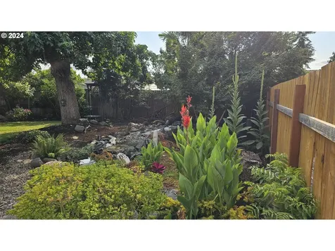 2168 15th Street Springfield OR 97477