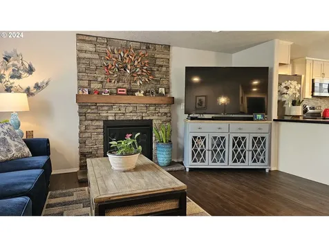 2168 15th Street Springfield OR 97477