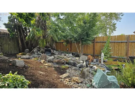 2168 15th Street Springfield OR 97477