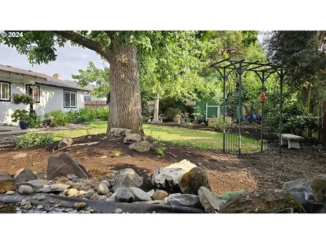 2168 15th Street Springfield OR 97477