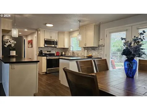 2168 15th Street Springfield OR 97477