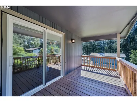 15951 S Brook Court Oregon City OR 97045