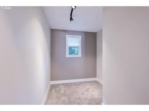 15951 S Brook Court Oregon City OR 97045