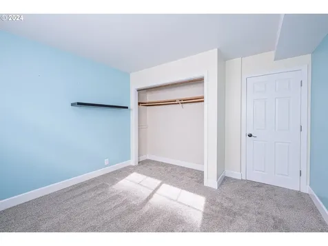 15951 S Brook Court Oregon City OR 97045