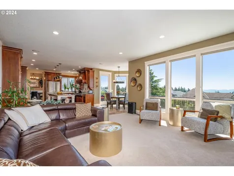 4817 Nw Highpoint Drive Camas WA 98607