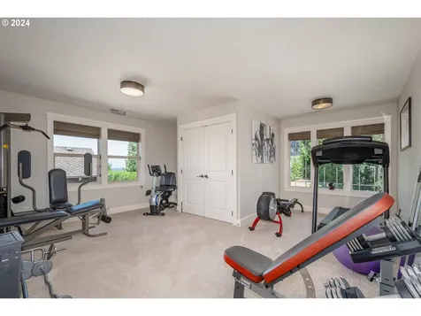 4817 Nw Highpoint Drive Camas WA 98607