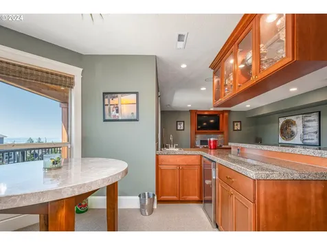 4817 Nw Highpoint Drive Camas WA 98607