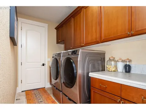 4817 Nw Highpoint Drive Camas WA 98607