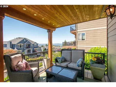4817 Nw Highpoint Drive Camas WA 98607