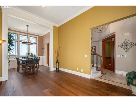 4817 Nw Highpoint Drive Camas WA 98607
