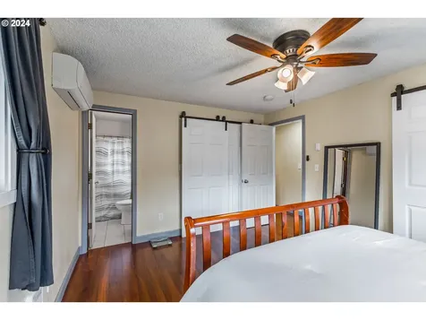 825 Evergreen Drive Creswell OR 97426