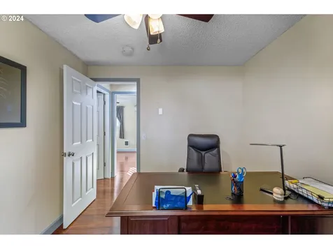 825 Evergreen Drive Creswell OR 97426
