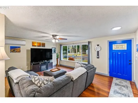 825 Evergreen Drive Creswell OR 97426