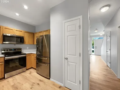 20863 SW Skiver Street Beaverton OR 97078