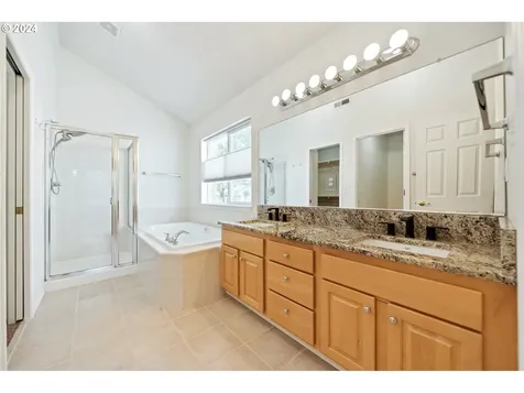 8852 Sw Ashford Street Portland OR 97224