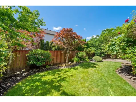 8852 Sw Ashford Street Portland OR 97224