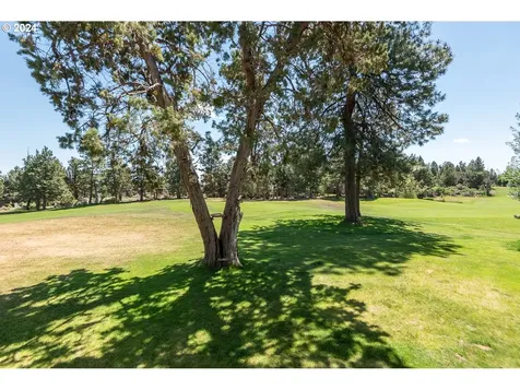 3082 NW Clubhouse Drive Bend OR 97703