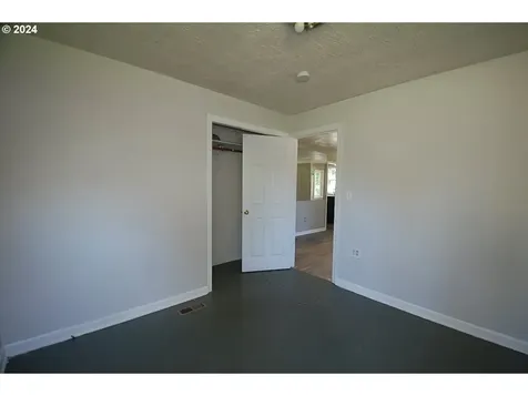 236 NE 156th Avenue Portland OR 97230
