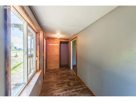 760 E 3rd Street Coquille OR 97423