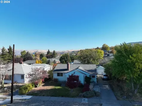 1112 Dry Hollow Road The Dalles OR 97058