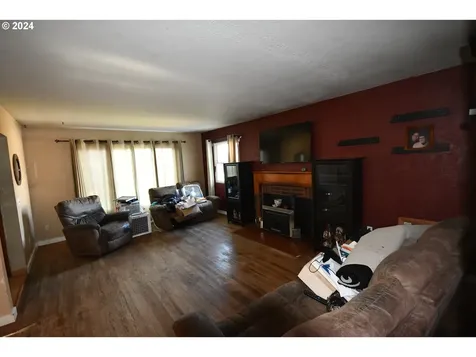 1112 Dry Hollow Road The Dalles OR 97058