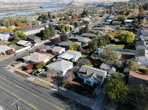 1112 Dry Hollow Road The Dalles OR 97058