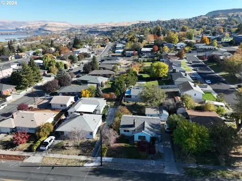 1112 Dry Hollow Road The Dalles OR 97058