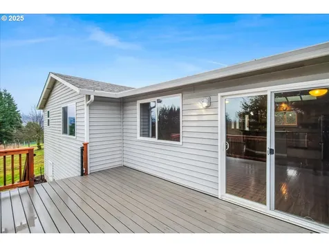 120 Hurn Road Woodland WA 98674