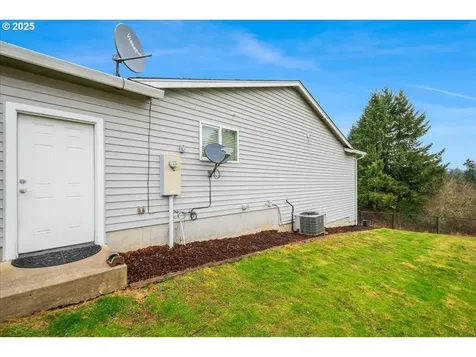 120 Hurn Road Woodland WA 98674
