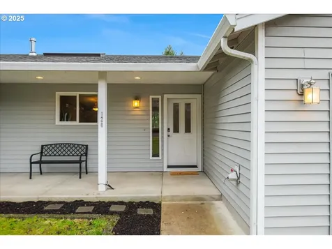 120 Hurn Road Woodland WA 98674